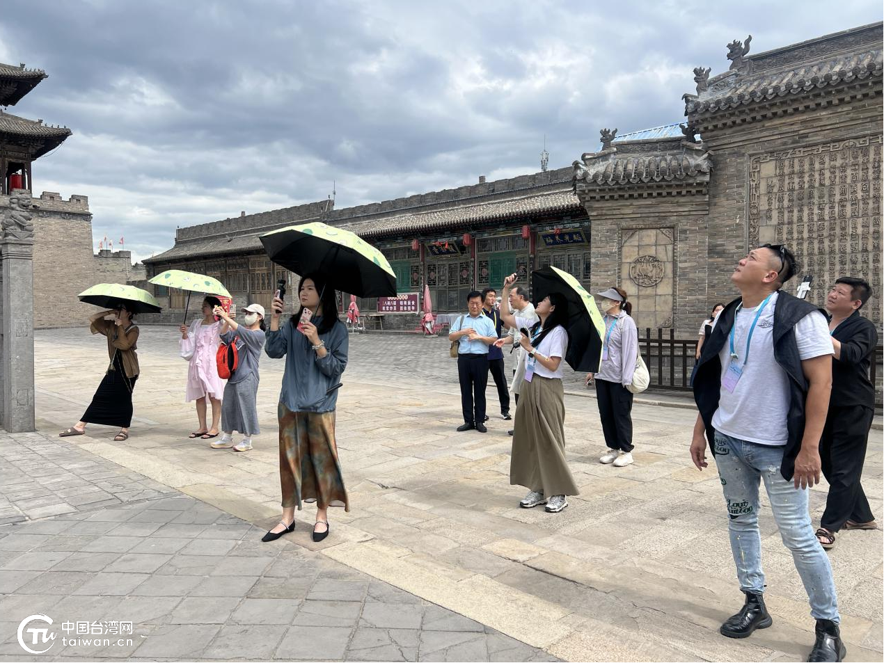 兩岸媒體人漫步晉商故里 觸摸五百年商脈的溫度與智慧